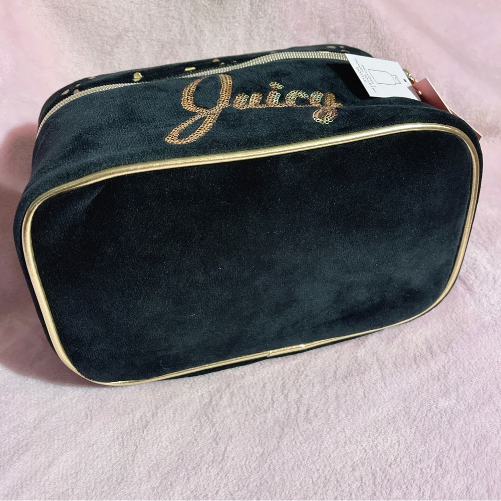 🎉HOST PICK!🎉 Juicy Couture Velour Black/Gold Cosmetic Travel Bag - Picture 6 of 10